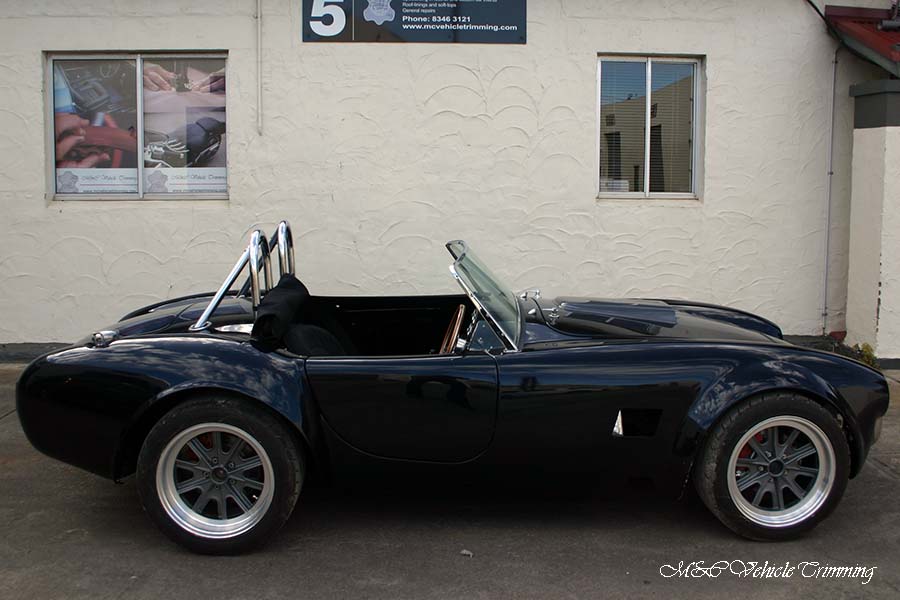 AC Cobra 427 Replica